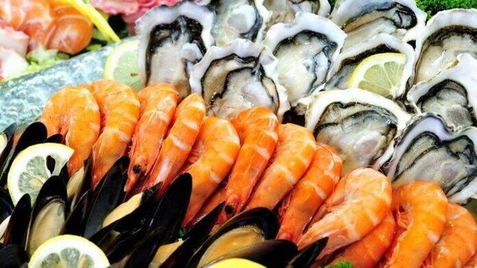 Seafood due to high content of selenium and zinc increase strength in men